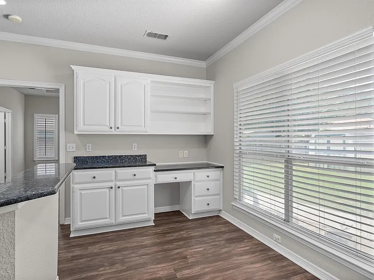 2900 Brandy Ln — Photo 8