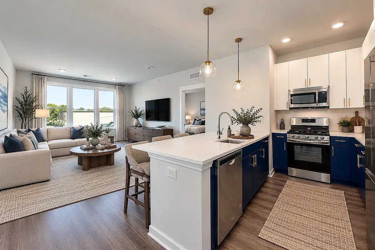 15 W Lincoln Ave — Photo 3
