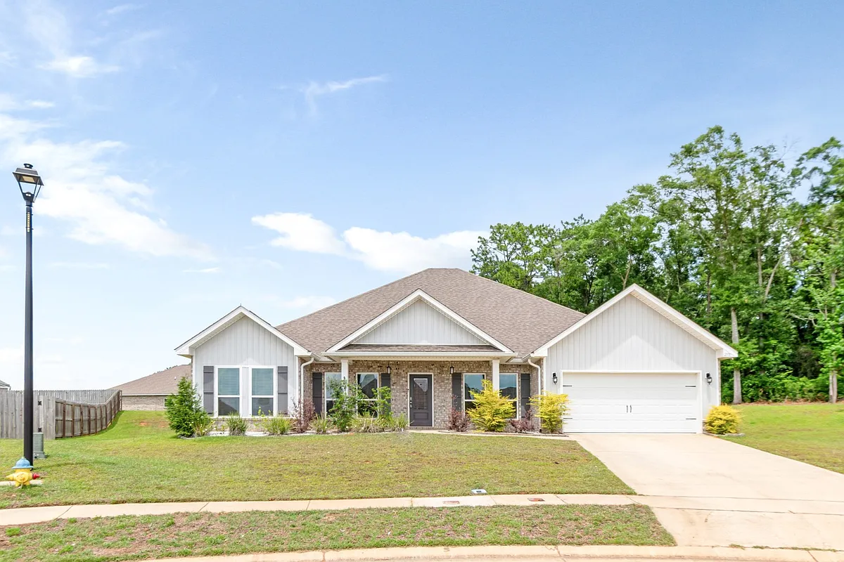 Building Photo - 2376 Marigold Loop E