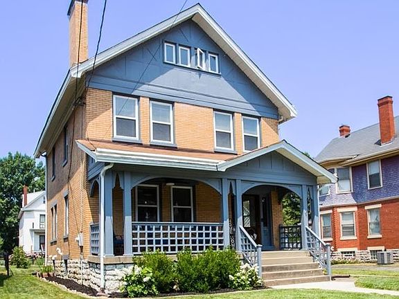 4th image of 3925 Forest Ave