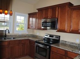 2752 Edinburgh Channel Rd, Kingsport, TN 37664