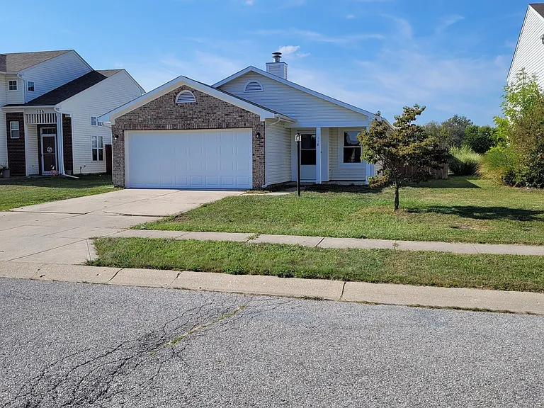118 Bent Stream Ln — Photo 1