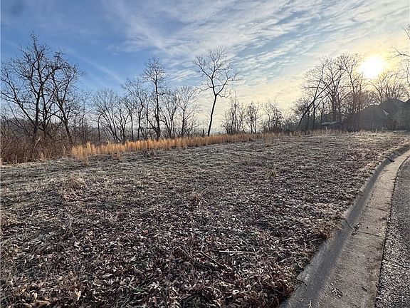3rd image of 25 & 26 Willis Ln #Pea