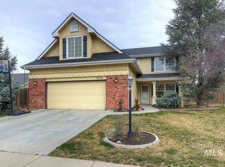 5078 W Fairborough, Meridian, ID 83642