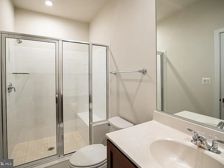 14304 Beckett Glen Cir — Photo 47