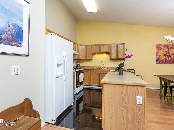 3rd image of 13818 Hunterwood Ln