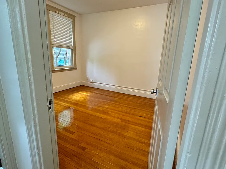 24 Sidlaw Rd #8 — Photo 11