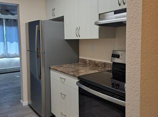450 Stewart Ave #401, Nanaimo, BC V9S5E9