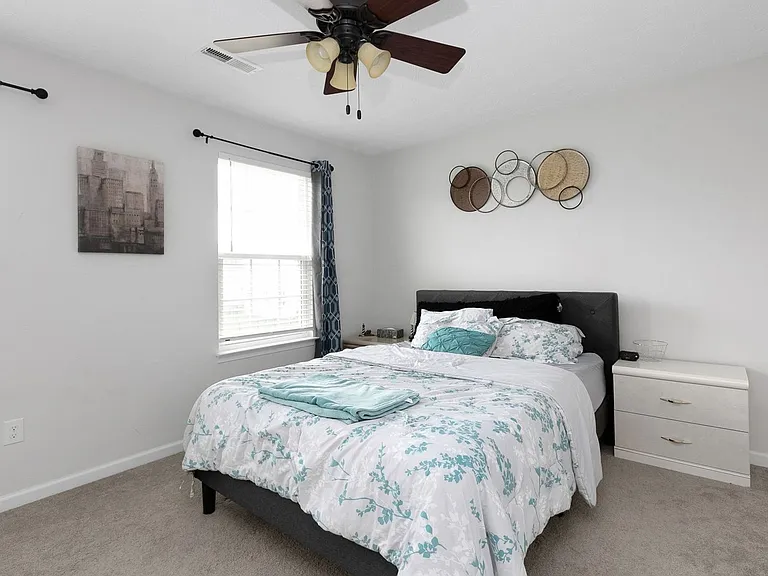 4613 Kelly Ct — Photo 24