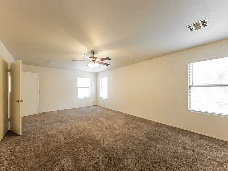 18611 N 22nd St #26 — Photo 11
