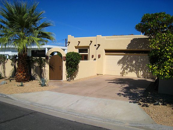 3rd image of 54660 Avenida Carraza