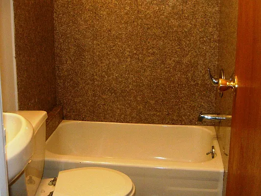 Rented by Sky Management | media 79