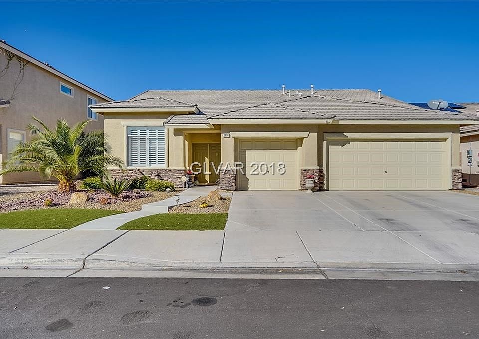 Prime Henderson location near shops, restaurants and highly rated schools...