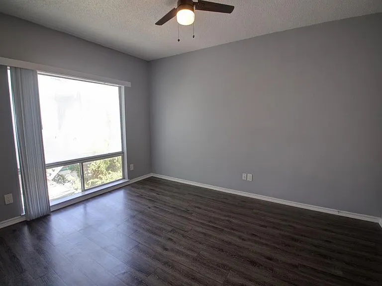 2606 Rio Grande St #305 — Photo 14