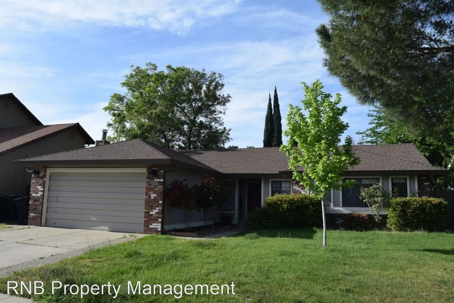 1328 Providence Way photo 1