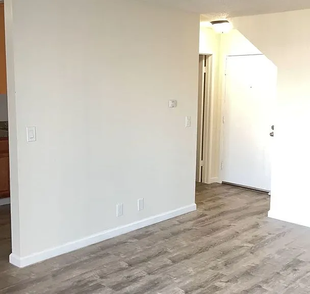 537 Nevin Ave — Photo 10