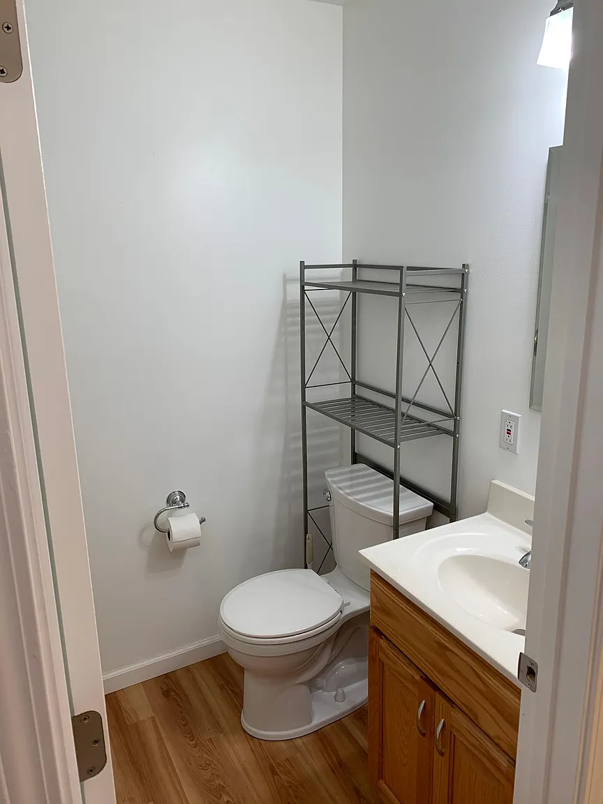 10224 Jeffleigh Ln photo 1