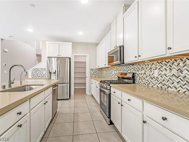 3354 Casalette Ln — Photo 6