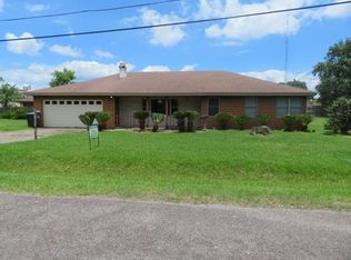 3730 Franklin Ave, Groves, TX 77619