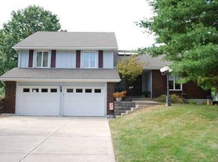 1017 SE 4th St, Lees Summit, MO 64063