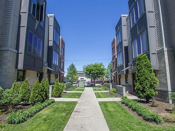 2nd image of 1445 Lindazzo Ave #A