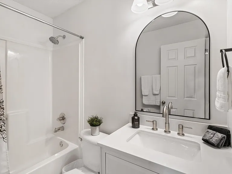 6830 Garmin Ln — Photo 7