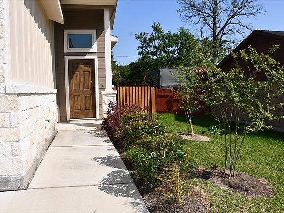 2nd image of 106 Wickersham #B