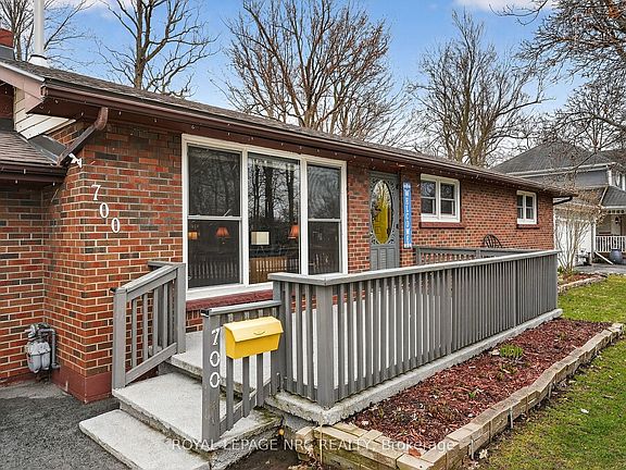 4th image of 700 Lakeside Rd