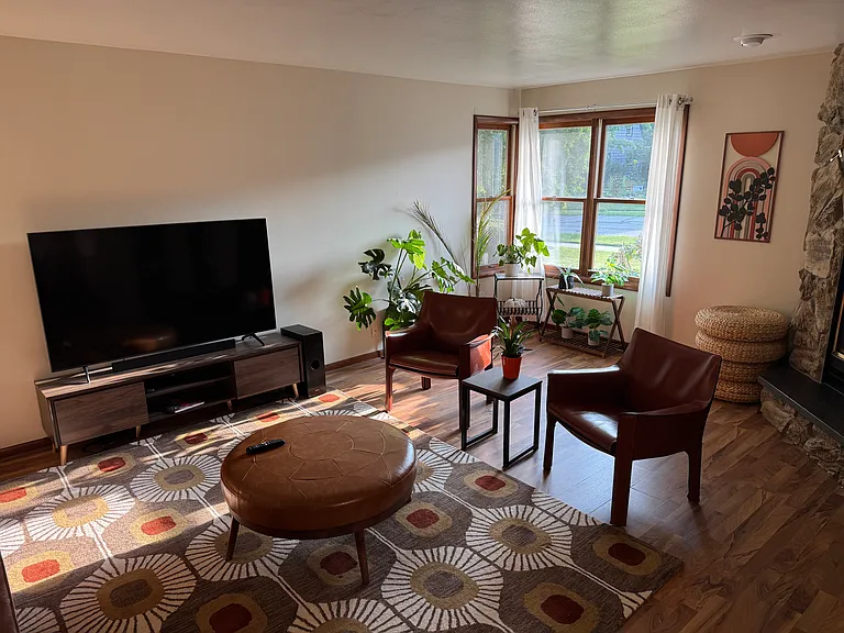 7631 49th Ave — Photo 9