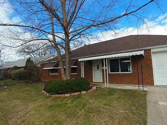 2nd image of 621 Willow Dr