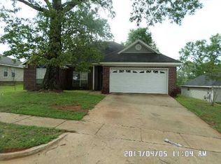 10159 E Southhill Dr, Mobile, AL 36695