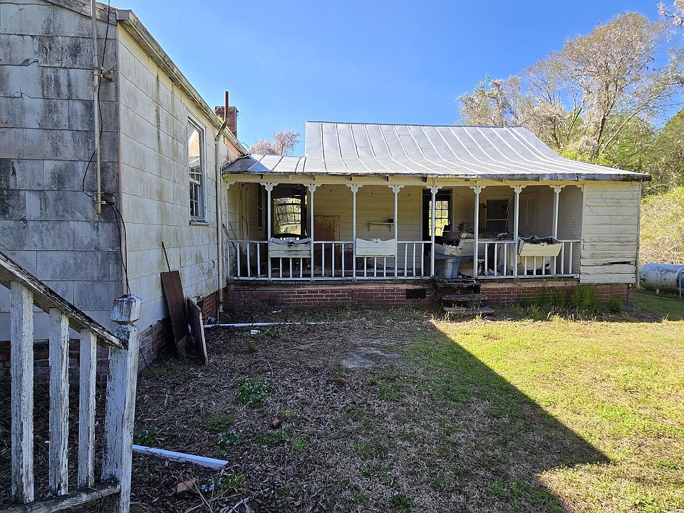 10th image of 2083 Harvey Point Road