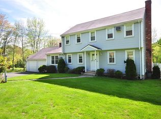 39 Day St S, Granby, CT 06035