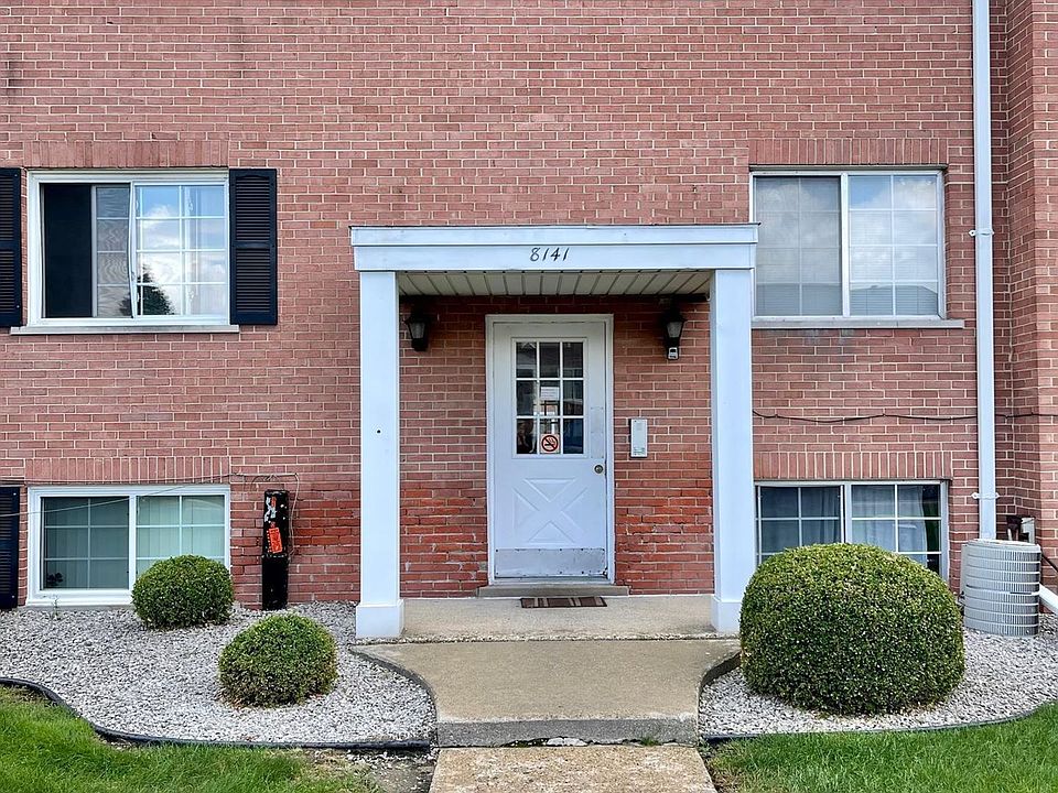 1st image of 8141 Denwood Dr