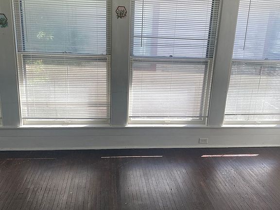 4th image of 2224 A St APT 2