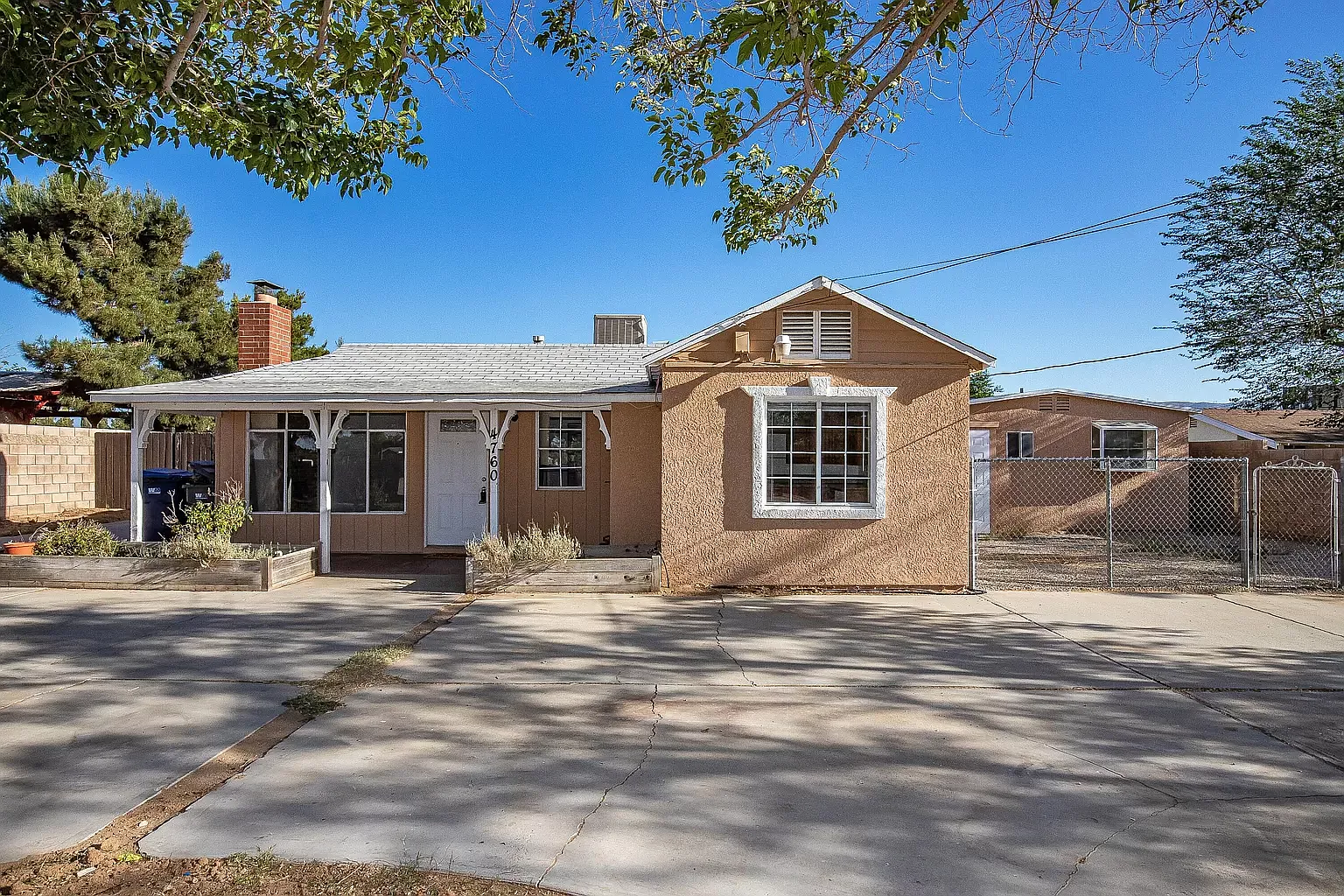 4 bed, 2194 sqft, $4,500 — Photo 1