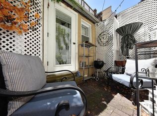 5 Mac Dougal Aly APT 1E, New York, NY 10011