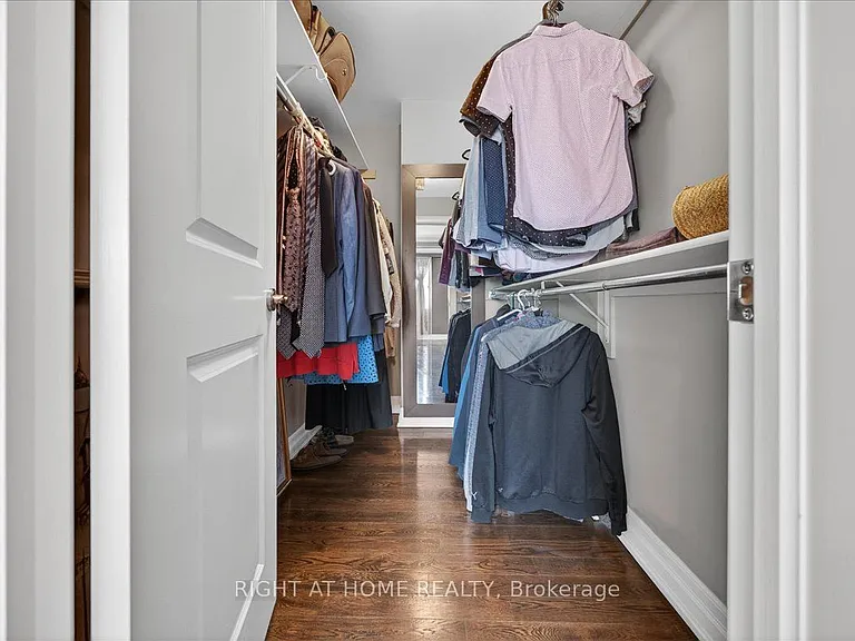 91B Evans Ave — Photo 20