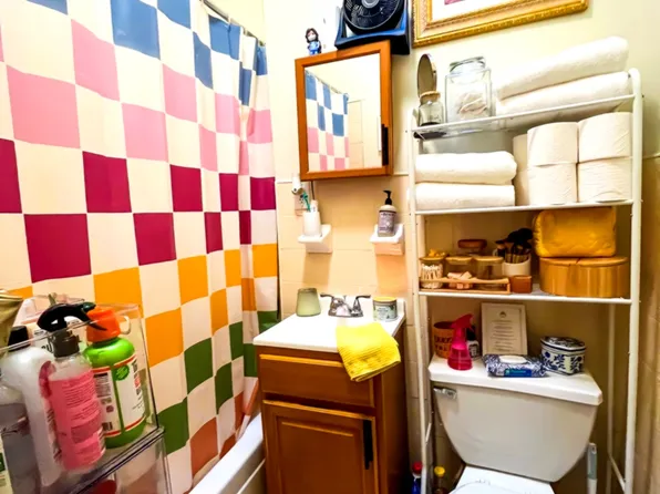 496 Putnam Avenue image 11 of 19