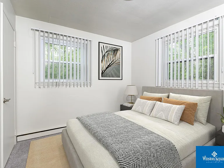 Winston Square Apartments — Photo 14