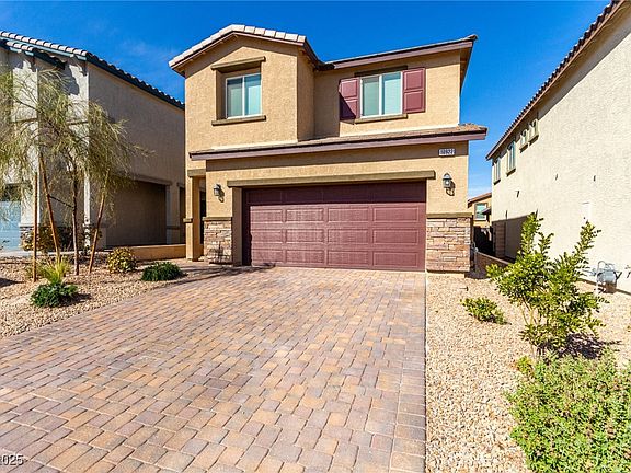 3rd image of 10922 Cambridge Lakes Ave