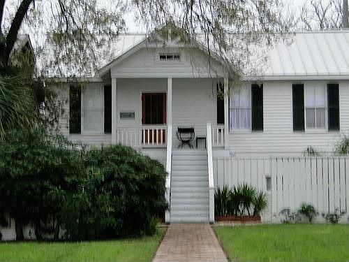 3rd image of 1705 Avenue K
