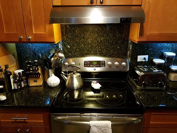 4th image of 5935 Oakwood Dr