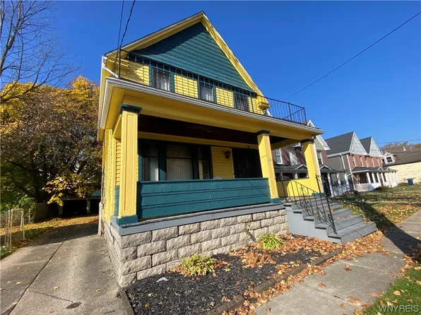 58 Grape St, Buffalo, NY 14204