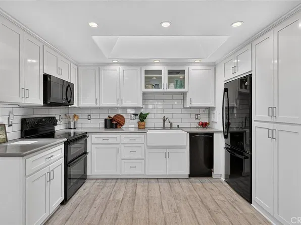 1543 Merion Way #M2-45l, Seal Beach, CA 90740