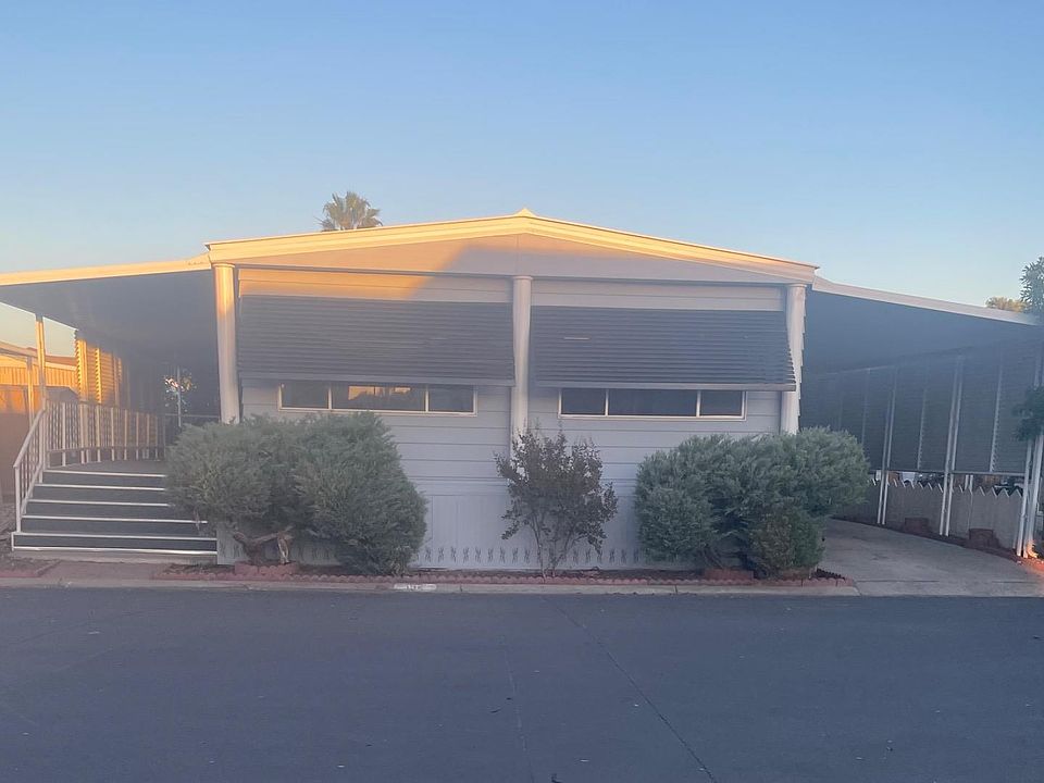 1st image of 1830 E Yosemite Ave Space 194
