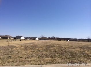 331 Kahlua Ct, Columbia, IL 62236