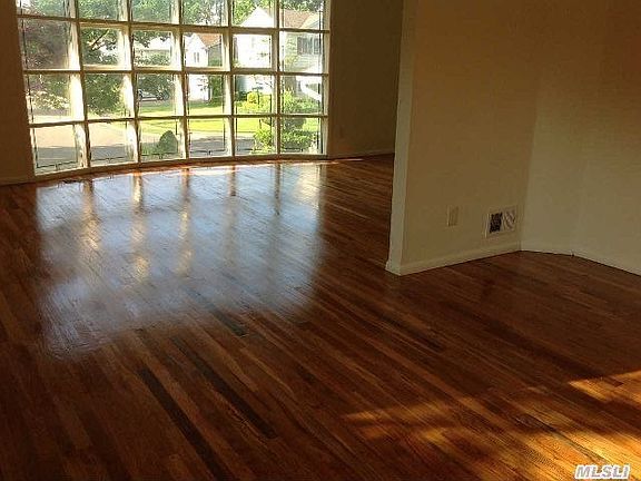 2nd image of 9 Country Village Ln