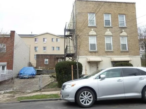 780 Bartholdi St, Bronx, NY 10467