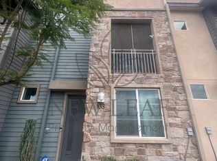 838 Savi Dr UNIT 103, Corona, CA 92880